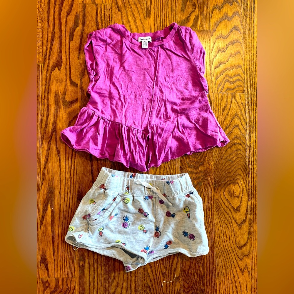Splendid outfit size 4-5 years